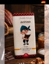 Enrobage de chocolat noir et caramel au sel